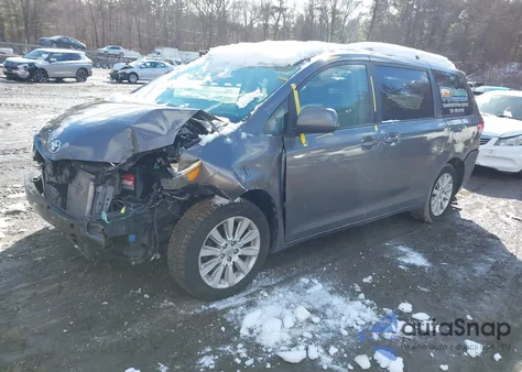 2011 Toyota Sienna Le from USA, damaged, VIN 5TDJK3DC1BS010556